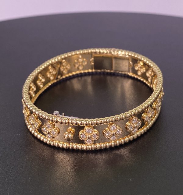 VCA Perlée Clovers 18K Yellow Gold Bracelet with Diamonds