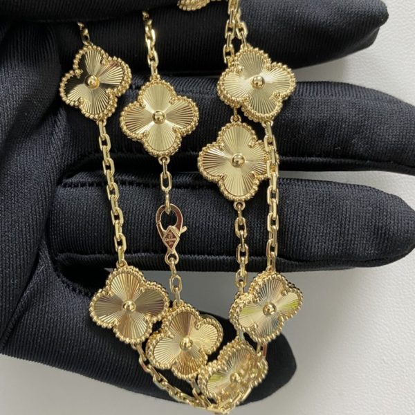 Replica Van Cleef Arpels Vintage Alhambra 10 Motifs Necklace 18K Yellow Gold