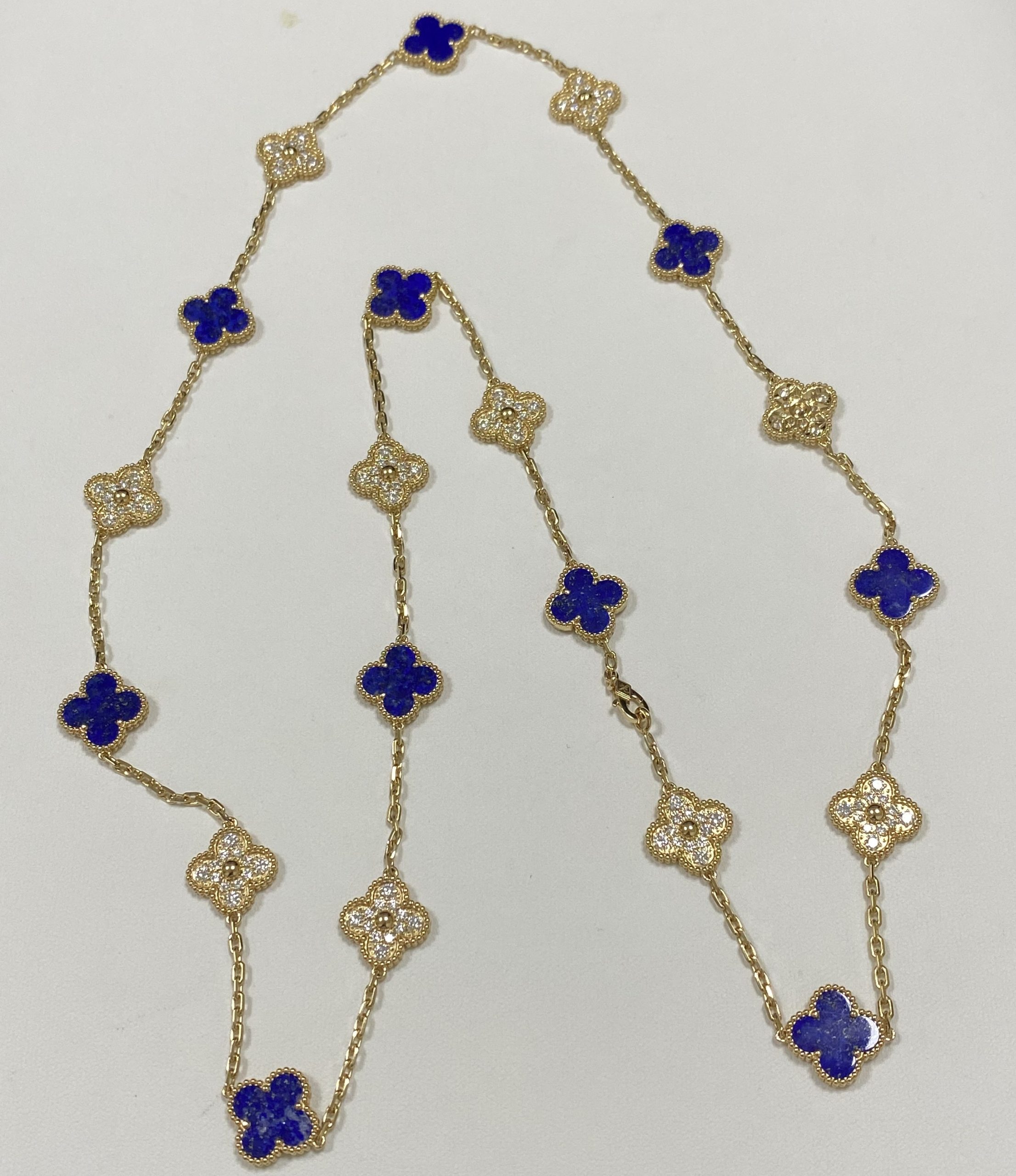 Replica Van Cleef Arpels Vintage Alhambra Necklace 20 Motifs 18K Yellow Gold Diamond Lapis Lazuli