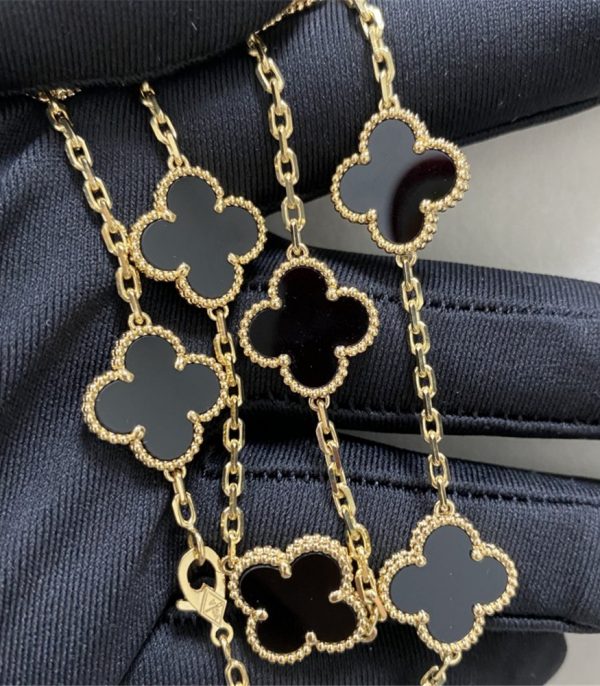 Replica Van Cleef Arpels Vintage Alhambra Necklace 10 Motifs 18K Yellow Gold Onyx