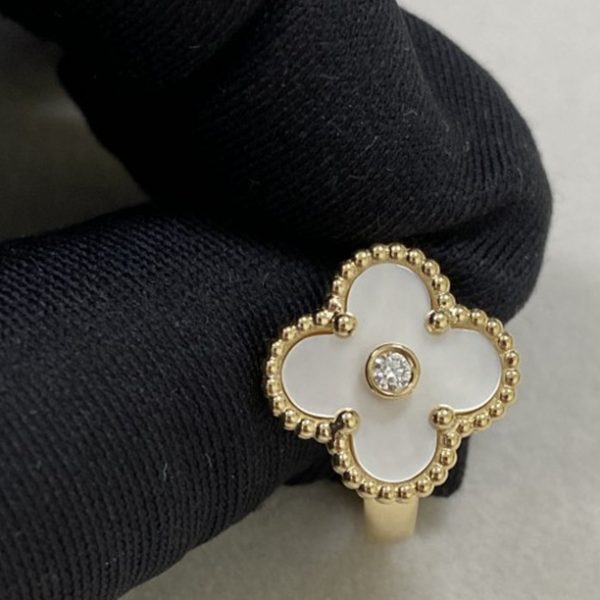 Replica Van Cleef Arpels Vintage Alhambra Ring 18K Yellow Gold Diamond Mother of Pearl