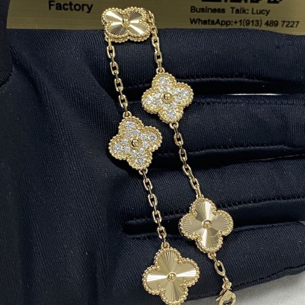 VCA Vintage Alhambra Bracelet 5 Motifs 18K Yellow Gold Diamond VCARP4KN00