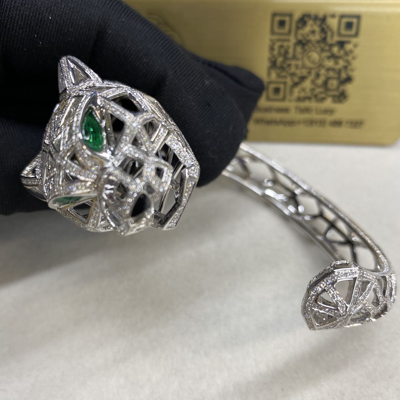 Panthere De Cartier 18K White Gold Diamond Emerald and Onyx Bracelet H6030217
